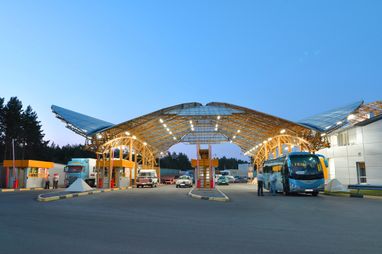 Таможенники рассказали о ситуации на пункте пропуска «Ягодин-Дорогуск», который блокируют поляки