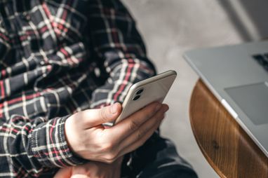 Мошенники в мессенджерах рассылают сообщения с обещанием якобы компенсации на 2200 грн