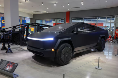 Более дешевая модель Cybertruck: что показала Tesla