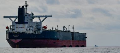 Санкції можна ввести ще проти 300 танкерів рф, для цього є докази — ОП