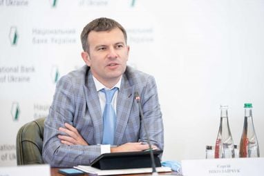 В Нацбанке рассказали, давит ли МВФ на Украину с требованием девальвировать гривну и каким был бы курс без ежедневных интервенций