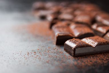 Шоколад подорожает: цены на какао взлетели до рекордных 10 тысяч долларов
