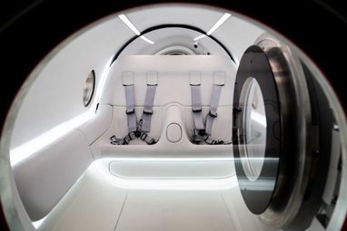 Hyperloop совершил первую поездку с пассажирами (фото)
