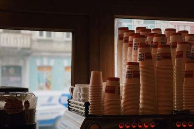 Более 2000 магазинов, 580 СТО и 400 парикмахерских: в Киеве активно возобновляет работу бизнес, — КГГА