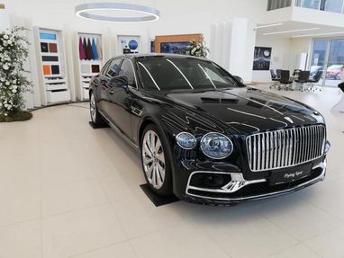 В Україні презентували новенький Bentley (фото)