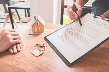 Покупка недвижимости в Польше: какие типы договоров существуют и чем они отличаются