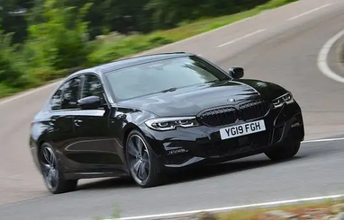 Британские эксперты назвали лучшие гибридные автомобили с пробегом