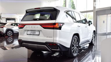 Названо найнадійніші преміальні автомобілі з пробігом