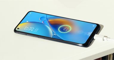 Oppo випустить смартфон F19s з яскравим корпусом, 48-Мп камерою і ємним акумулятором