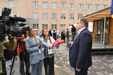Перший в Україні мобільний реабілітаційний модуль з ергокухнею відкрили у Богуславі
