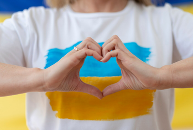 На 37% більше: три найбільші благодійні фонди України зібрали у 2025 рекордні 105,87 млрд грн — НБУ