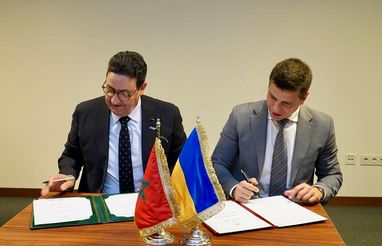 Україна вперше підписала угоду про міжнародні автомобільні перевезення з країною Африки