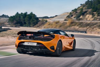 McLaren готовит к выходу электрический суперкар