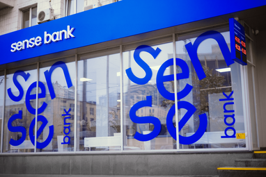 З 01 грудня 2022 року в Україні офіційно працює АТ «Cенс Банк». Завершено юридичні процедури відмови від бренду Альфа-Банк