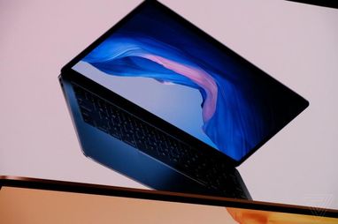 Apple представила обновленный MacBook Air с Retina-дисплеем (фото, видео)