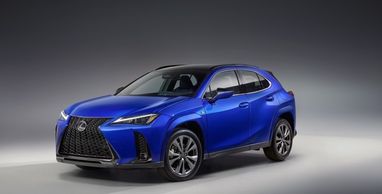 Lexus представив компактний економічний кросовер на 200 сил (фото)