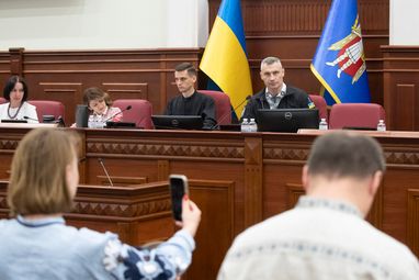 Київ збільшує видатки на допомогу війську ще на 500 млн грн