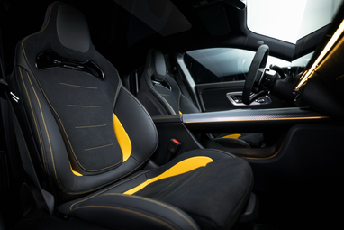 Mercedes-AMG представила новый CLA 45 (фото)