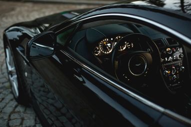 Сколько налогов заплатили владельцы элитных автомобилей в Украине