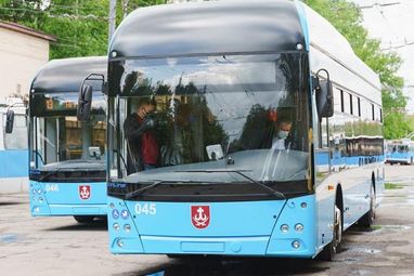 В Виннице выпустили на линию два троллейбуса собственного производства VinLine (фото)