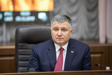 СБУ и ГБР пришли с обысками к Авакову