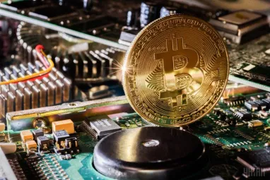 Потужності майнінгу Bitcoin впали на 27% через тимчасове припинення видобутку криптовалюти