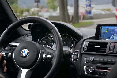 BMW переходить на новий стиль: всі майбутні моделі отримають оновлений дизайн