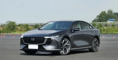 Новая Mazda EZ-6 выходит на рынок (фото)