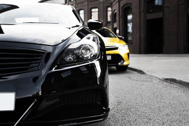 ТОП-10 найкращих суперкарів у світі (фото)