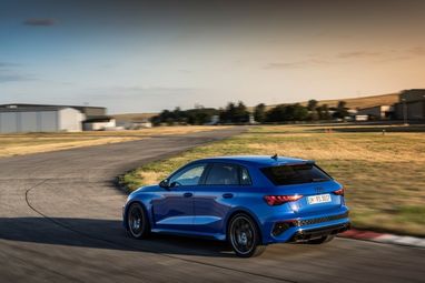 Audi показали самый быстрый в мире заряженный хэтчбек с характеристиками суперкара (фото)