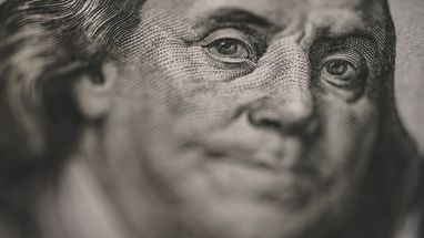 НБУ гасит чрезмерные колебания курса гривны — аналитики