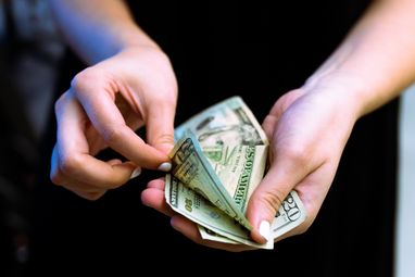 Рівень світового багатства зріс на 4,2% у 2023 після падіння у 2022