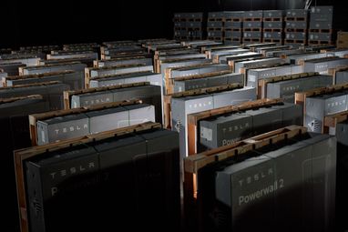 Україна отримала 508 систем Tesla Powerwall для зберігання електроенергії