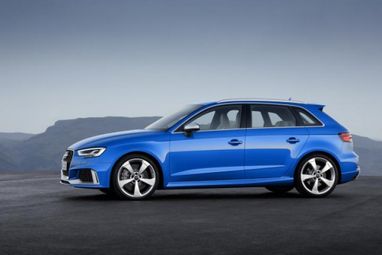 Audi представила новий 400-сильний хетчбек
