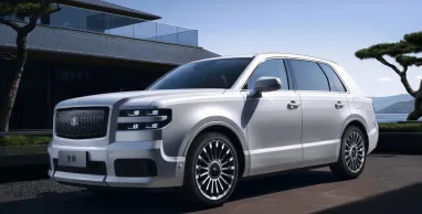 Флагманский кроссовер Toyota Century SUV выходит на международный рынок (фото)