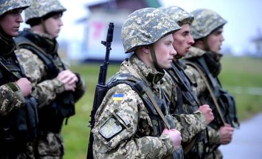 У Раді хочуть зробити військову службу обов’язковою для посад у держслужбі