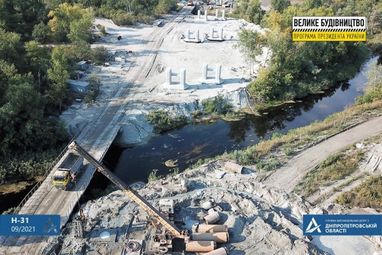 Дорожники показали, як за програмою «Велике будівництво» створюють унікальну естакаду