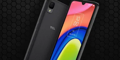 TCL представила смартфон за $104