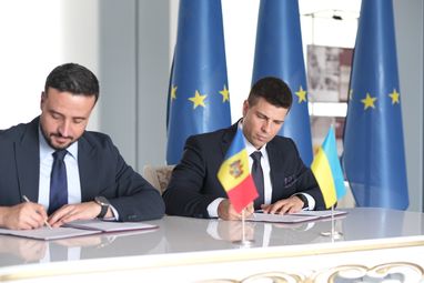 Україна та Молдова продовжили «транспортний безвіз» ще на два роки