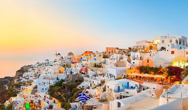 Греція запроваджує кліматичний податок для туристів