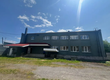 Фонд гарантування продає будівлю торгівельного комплексу на Закарпатті — деталі