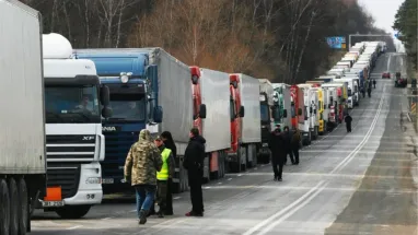 Шкодить обом країнам: в Україні відреагували на страйк польських перевізників