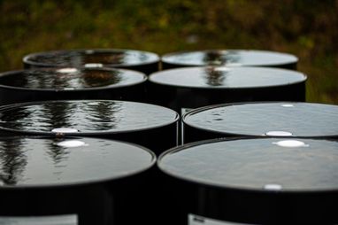 Нефтевые бочки