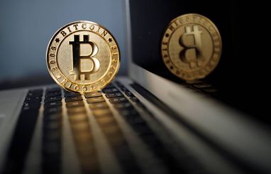 Аналитик Bloomberg детализировал прогноз цены Bitcoin на $100 000 и назвал BTC самой быстрой «лошадкой» в криптовалютной гонке