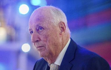 Умер король Норвегии