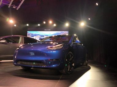 Tesla показала новый электрокар-кроссовер Model Y (фото)