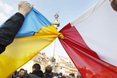 Майже всі біженці працездатного віку у Польщі знайшли роботу