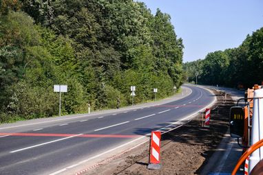 Кабмін продовжив програму розвитку автомобільних доріг до кінця року, зменшивши фінансування