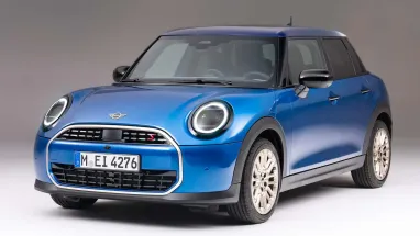 Представлен пятидверный Mini Cooper в нескольких вариантах комплектации (фото)