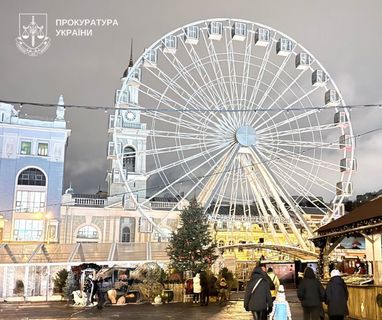 Суд арештував «Колесо огляду» на Подолі